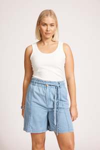 eb&ive Melenia Denim Short - Denim