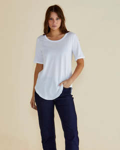Betty Basics: Betty Basics Ariana Tee - White