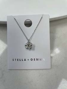 Stella + Gemma Flower Necklaces - Gold & Silver