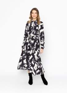 Two By Two Haven Shirt Dress - Black & White Print