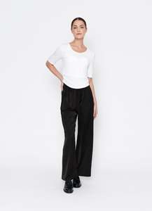 Two By Two: Two By Two Essentials Joyce Top - Winter White