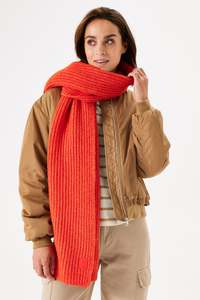 Garcia Aw25 February March: Garcia Winter Scarf - Flame Scarlet
