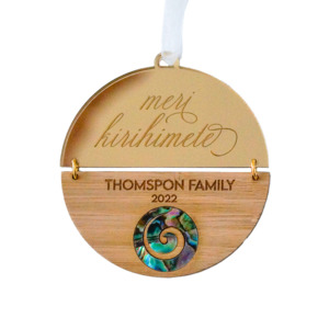 Christmas Shop1: Two-Tone Kirihimete Paua Bauble