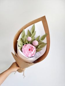 Posies: Peony Posy