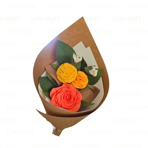 Products: Mixed posy