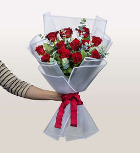 Red Roses Bouquet