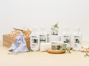 New Baby Gift Boxes: New Baby Essentials Gift Hamper