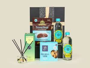 Gifts For Her: The Refined Sip Gift Box