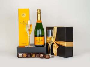 Veuve Clicquot and Flutes Gift Box