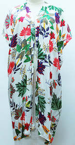 To Compliment Your Sweet Legs: Summer Vibes Kimono