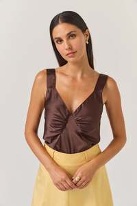 Lifestyle: Tuesday - Riviera Top - Mocha
