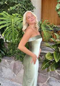 7th And York: Camryn Dress - Olive