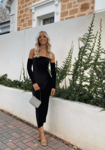 7th And York: Camryn Dress - Black