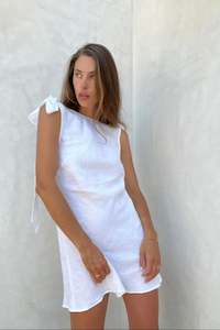 Size 14: Mini Wilmer - White