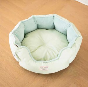 Cat Furniture Design: Comfortable Cute Shell Cat Bed