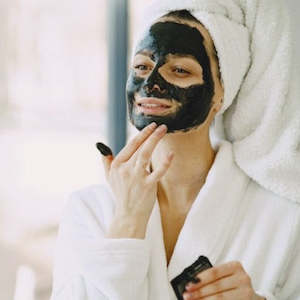 Clay: Clay Face Mask - Active Charcoal and Bentonite