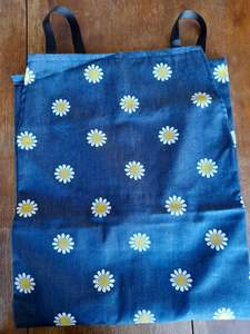 Adult Apron daisy on denim