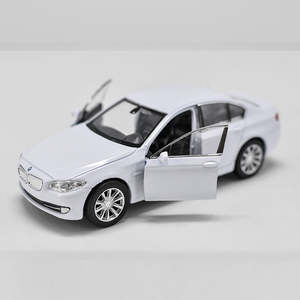 Car Body Style Sedan: WELLY 1/36 BMW 535 Modern Car Model