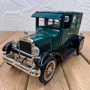Vintage 1900 1930: 1/32 Ford 1926 Vintage Car Model