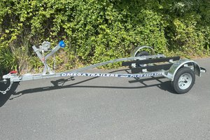Products: Boat Trailers Single Axle OM385 - Omega Trailers