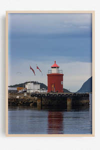 Travel Wall Art: Small Light, Wide North