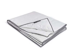 Blackroll: Blackroll Ultralite Recovery Blanket - Infrared Blanket