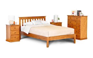 Bedroom Suite: Classic Bedroom Suite 4Pcs