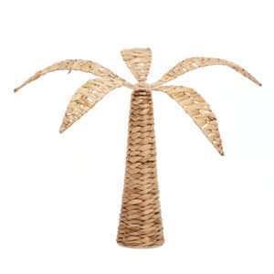Outdoor Furniture: Natural Hand Woven Palm Tree