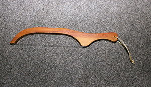 Products: Rimu Bow Bread Knife Woodnbits