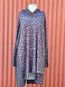 Preloved: LALA Animal Print Hoodie - Size 3XL
