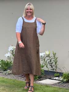 Frontpage: Koromiko Pinafore