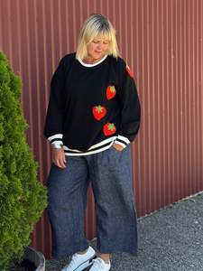 Team Sweater - Berry Nice