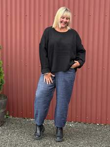 Obi Fashion Collection: Beaucoup Oversized Sweater - Black