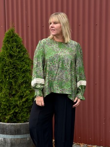 Frontpage: Claire Top - Daisy Chain