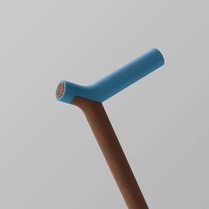 Uno: Uno. Pacific and Walnut