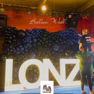 Bespoke Balloons: BALLOON WALL