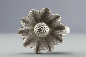 Large Daisy Ring - Pure Silver