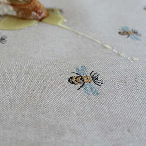 Queen Bee - Natural
