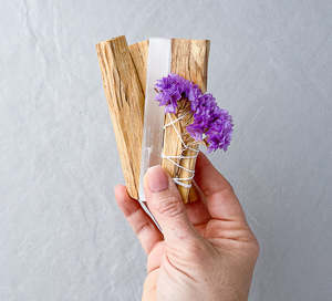 Cleansing Rituals: Palo Santo Floral Smudge Kit