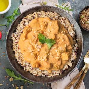 Healthy Option Meals: Malaysian Satay Chicken and Vegetables with Brown Rice & Quinoa