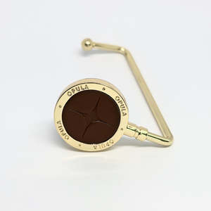 Frontpage: Handbag Hook | Gold & Brown