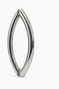 Double C Pull - Crest Handle - 250mm CTC