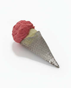 Sculptures: Waffle Vanilla Strawberry
