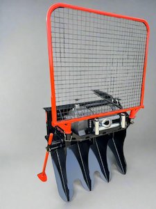 Products: HYDRAULIC WINCHES