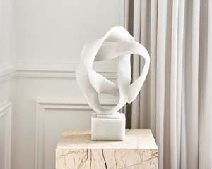 Objects: Standing Organica Sculpture