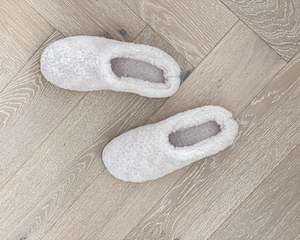 Mums Edit: Teddy Slippers | Ecru
