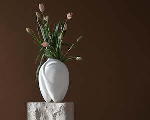 101 Copenhagen | Sumo Vase | Bone White | Slim