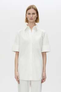 Wardrobe: Camilla & Marc | Winslow Short Sleeve Shirt | Soft White