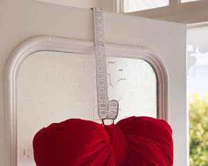 Festivity: Wreath Hanger