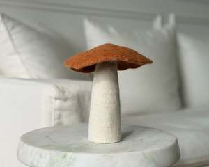 Child: Muskhane Mushroom | Caramel | 18cm